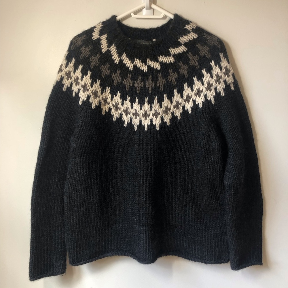 Banana Republic Nordic Black and Cream Sweater